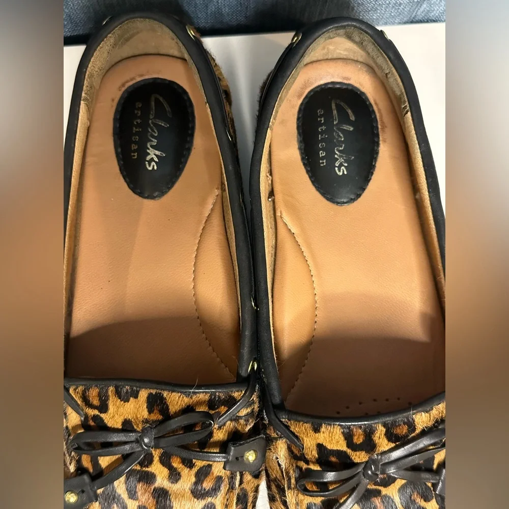 Leopard‎ print clark loafers